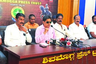 ಶುದ್ದ ಕುಡಿಯುವ ನೀರಿನ ಬಗ್ಗೆ ಕ್ರಮ ಕೈಗೊಳ್ಳಿ