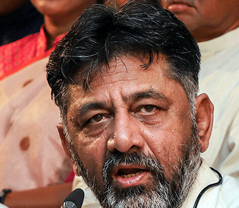 ಗ್ಯಾರಂಟಿ ಯೋಜನೆ ನಿಲ್ಲಲ್ಲ:  ಶಾಸಕನಿಗೆ ಎಚ್ಚರಿಕೆ ಕೊಟ್ಟ ಡಿಕೆ ಶಿವಕುಮಾರ್