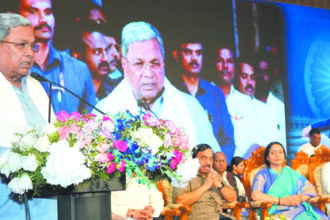 ಸಂವಿಧಾನ ವಿರೋಧಿಗಳಿದ್ದಾರೆ