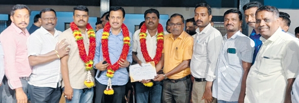 ನೌಕರರ ಸಂಘದ ಜಿಲ್ಲಾಧ್ಯಕ್ಷರಾಗಿ ಮೋಹನ್ ಕುಮಾರ್