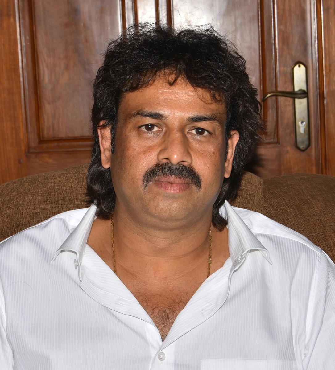 ಹಾಲಪ್ಪ ಸಗಣಿ ತಿನ್ನುತ್ತಿದ್ದರಾ?