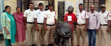 ವ್ಹೀಲಿಂಗ್ ಮಾಡಿ ಸಿಕ್ಕಿಬಿದ್ದು 5 ಸಾವಿರ ರೂ. ದಂಡ ಕಟ್ಟಿದ