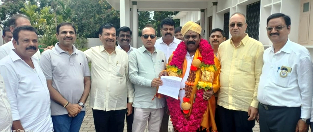 ಡಿಸಿಸಿ ಬ್ಯಾಂಕ್ನಿಂದ ಅಪೆಕ್ಸ್ ಬ್ಯಾಂಕ್ ಪ್ರತಿನಿಧಿಯಾಗಿ ಎಂ. ಶ್ರೀಕಾಂತ ನೇಮಕ ಡಿಸಿಸಿ ಬ್ಯಾಂಕ್ನಿಂದ ಅಪೆಕ್ಸ್ ಬ್ಯಾಂಕ್ ಪ್ರತಿನಿಧಿಯಾಗಿ ಎಂ. ಶ್ರೀಕಾಂತ ನೇಮಕ