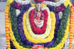 ಮಾರಿಕಾಂಬೆಗೆ ಚಿನ್ನದ ಮುಖವಾಡ, ರಜತ ದ್ವಾರ ಅರ್ಪಣೆ